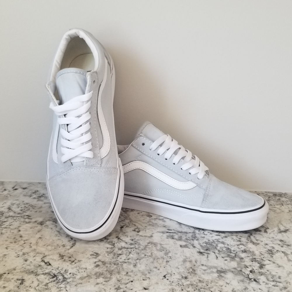 Old Skool Vans 8.5 women's light blue/true white